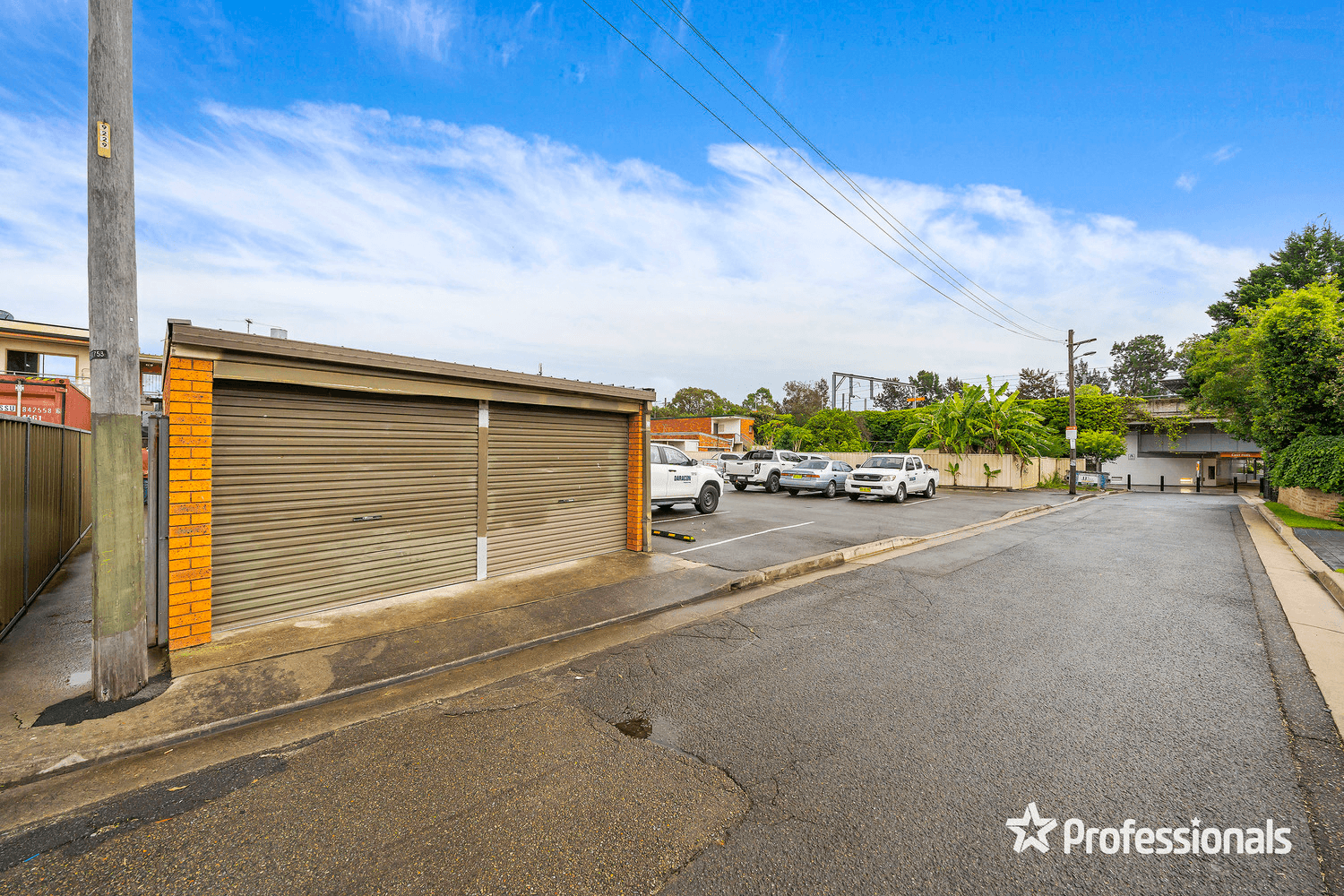 24 Maclaurin Avenue, East Hills, NSW 2213