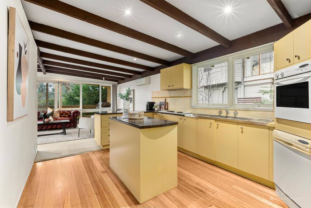 120 Brackenbury Street, WARRANDYTE, VIC 3113