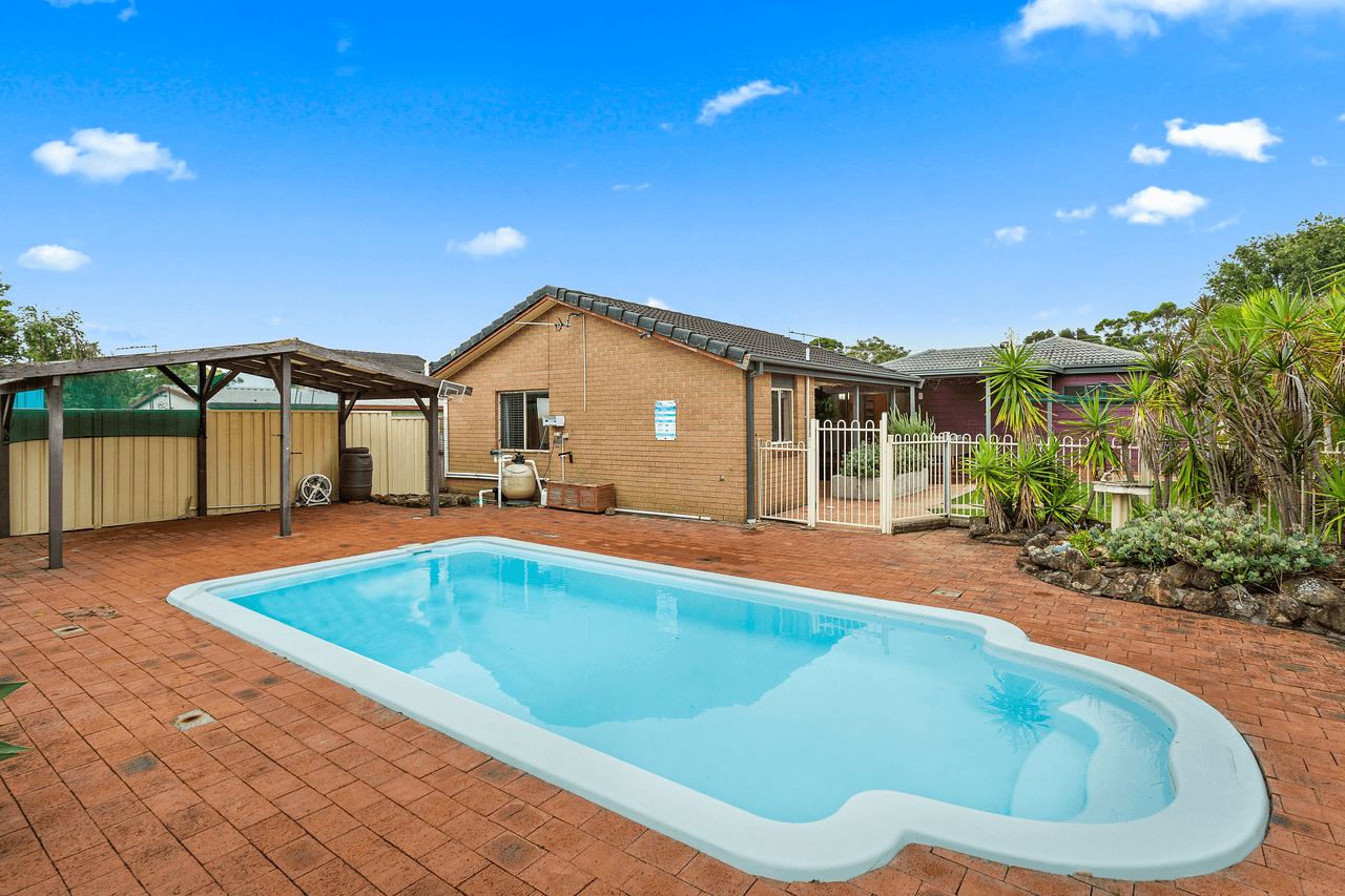 72 Devonshire Crescent, OAK FLATS, NSW 2529