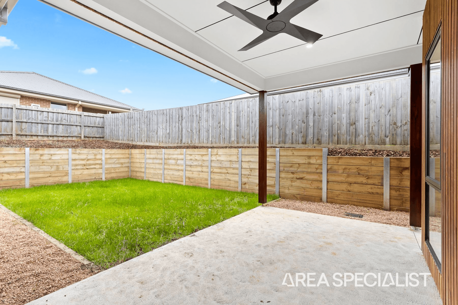 21 Willow Grove, Leongatha, VIC 3953