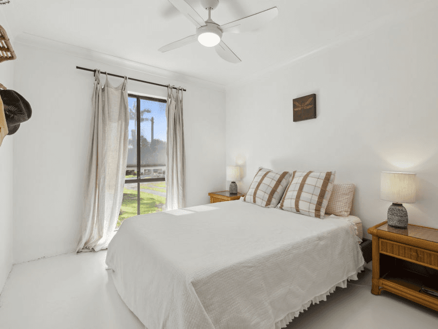 10 Drummer Crescent, EMERALD BEACH, NSW 2456