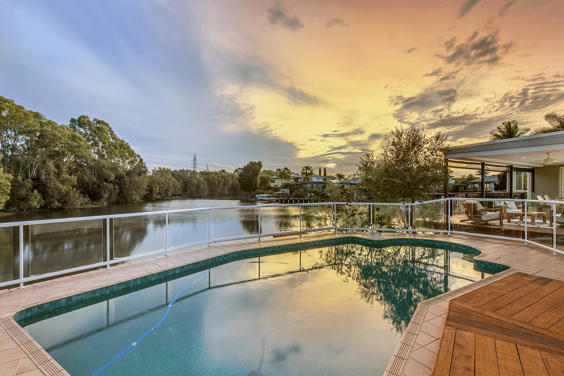 7 Cutwater Close, Clear Island Waters, QLD 4226