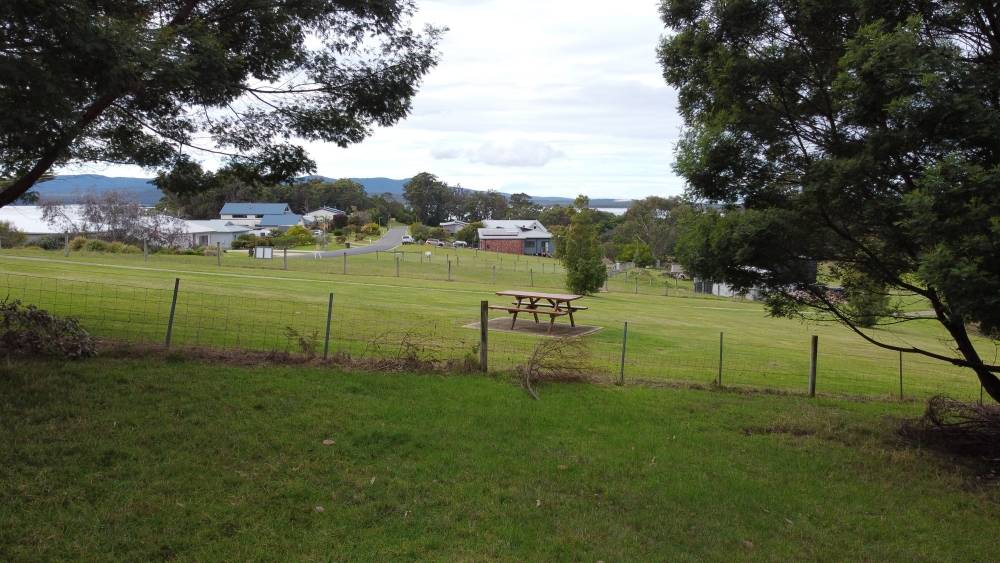 65 Angophora Drive, MALLACOOTA, VIC 3892