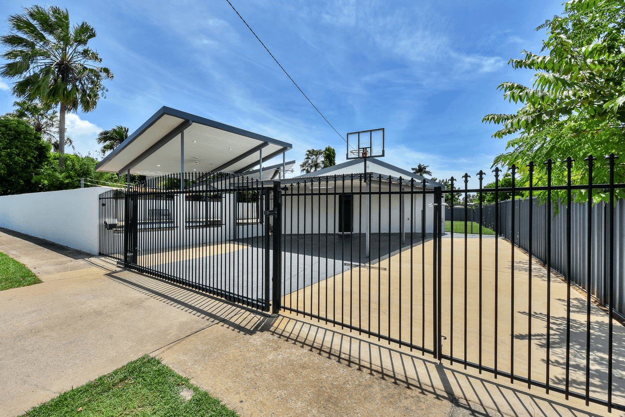 35 Carstens Crescent, WAGAMAN, NT 0810