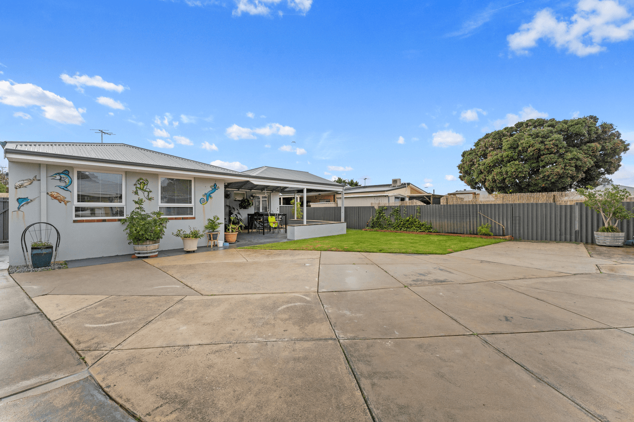 15 Hodges St, SHOALWATER, WA 6169