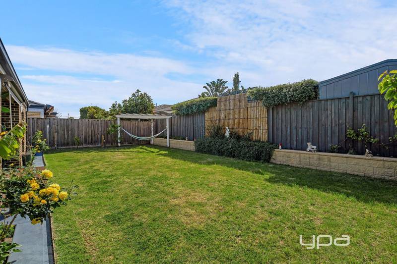15 Wren Parade, Fraser Rise, VIC 3336