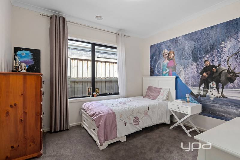 15 Wren Parade, Fraser Rise, VIC 3336