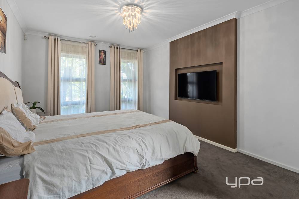 15 Wren Parade, Fraser Rise, VIC 3336