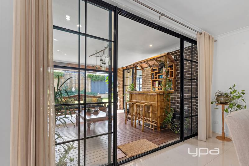 15 Wren Parade, Fraser Rise, VIC 3336