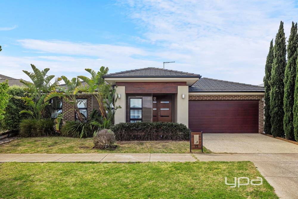 15 Wren Parade, Fraser Rise, VIC 3336