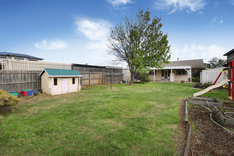 4 McLean Street, Albion, VIC 3020