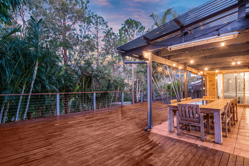 12 Bounty Way, PACIFIC PINES, QLD 4211