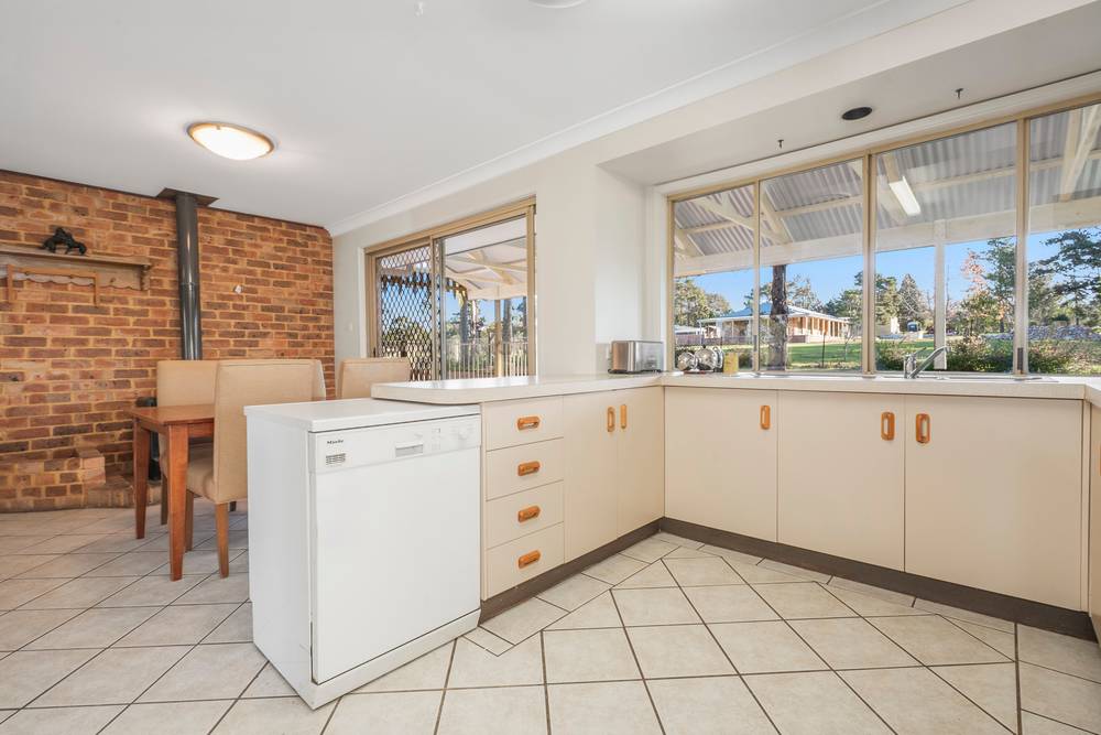 72 Shelleys Lane, Thirlmere, NSW 2572