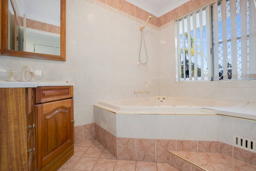 72 Shelleys Lane, Thirlmere, NSW 2572