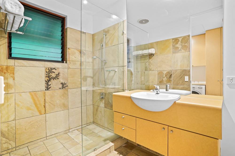 3 Bramble Street, Clifton Beach, QLD 4879