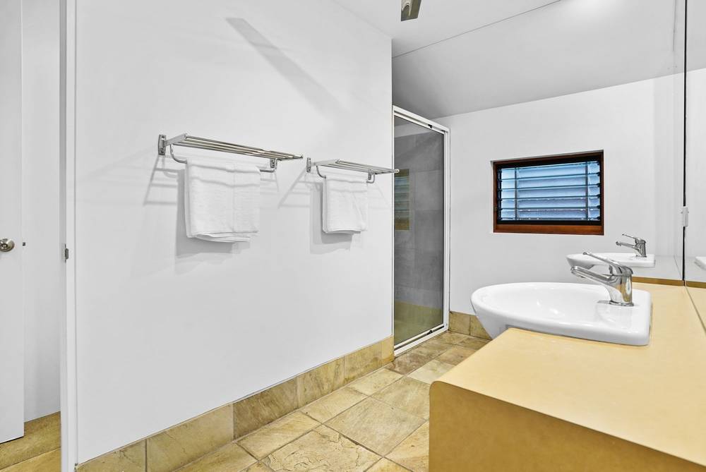 3 Bramble Street, Clifton Beach, QLD 4879