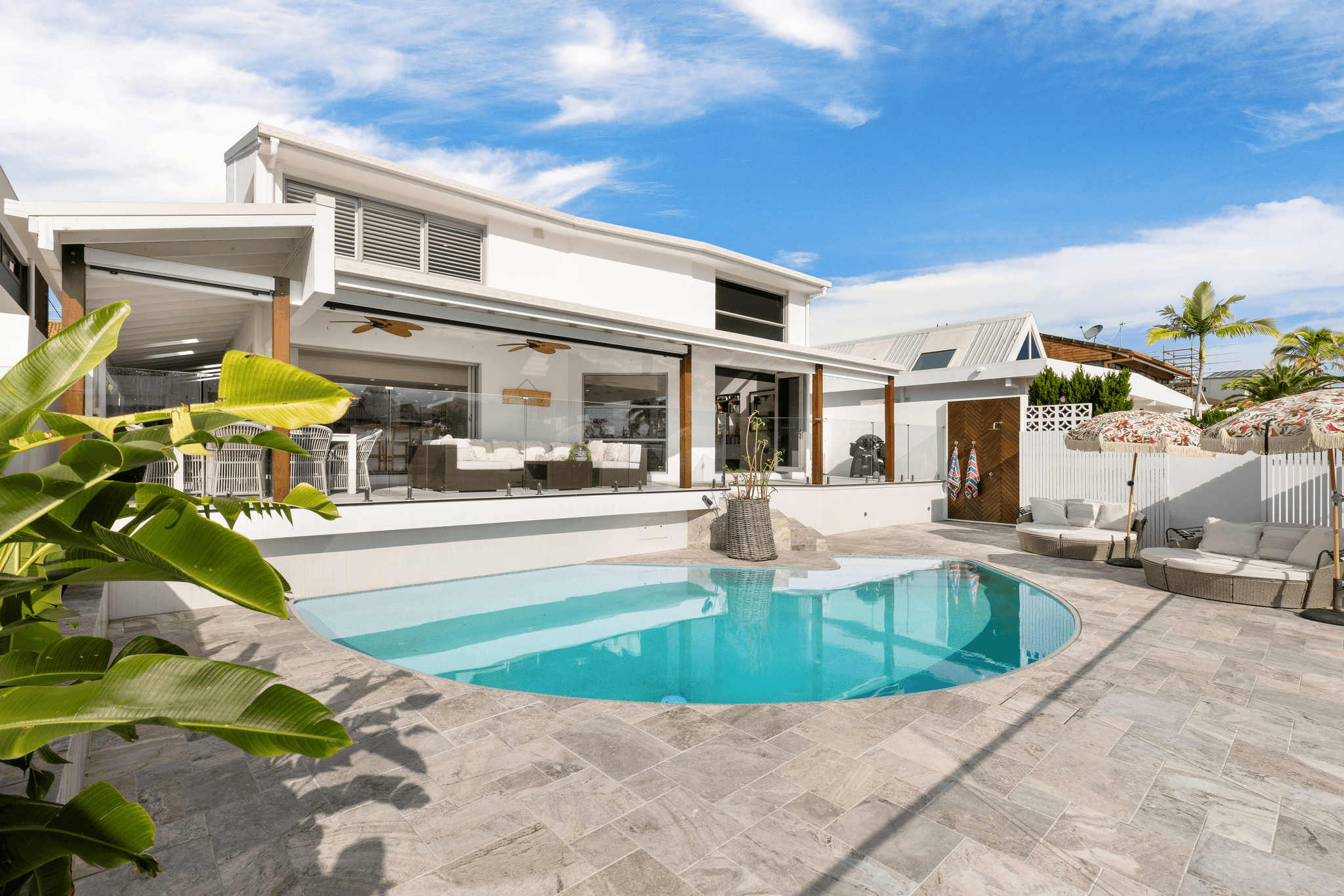 48 The Promenade, ISLE OF CAPRI, QLD 4217