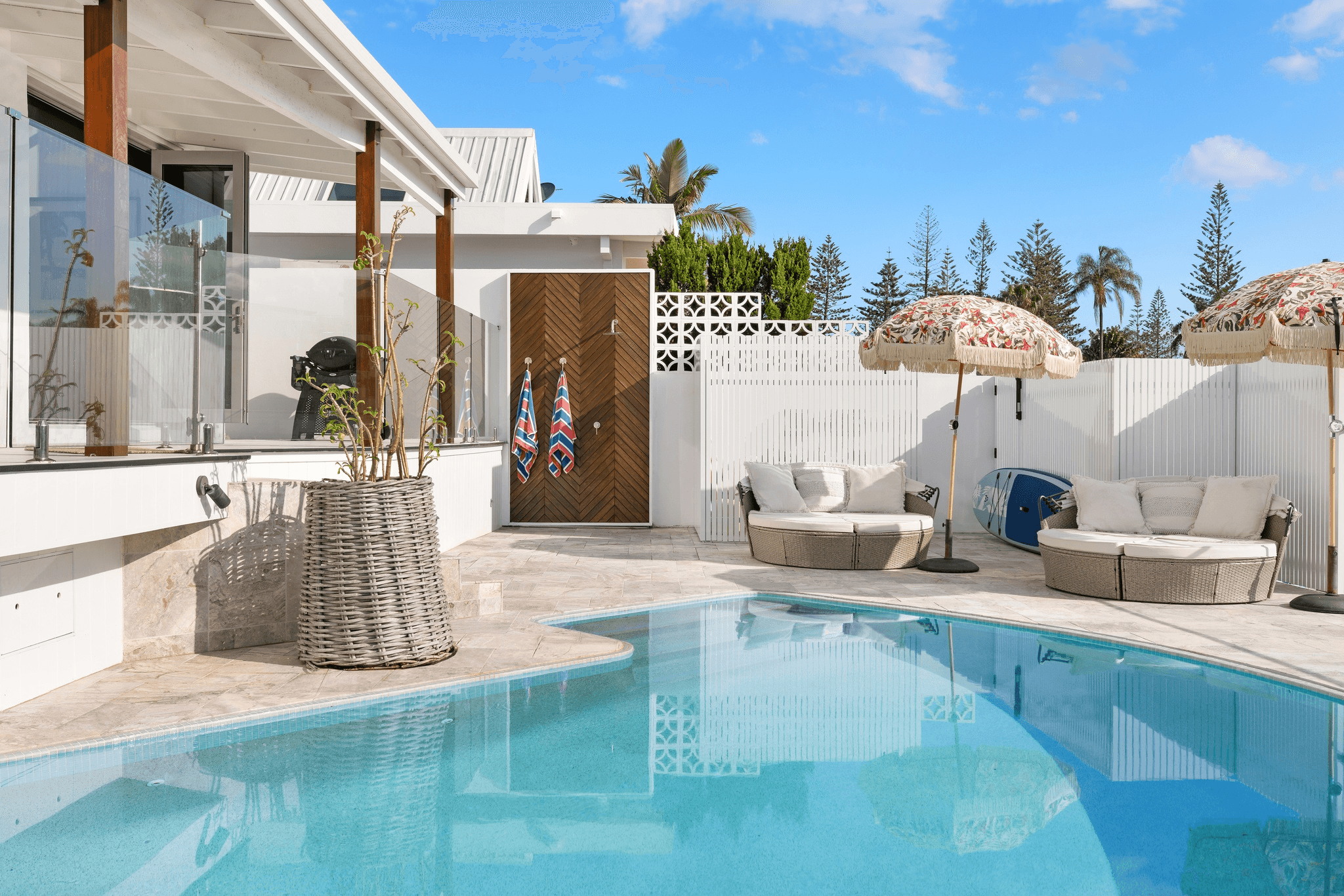 48 The Promenade, ISLE OF CAPRI, QLD 4217