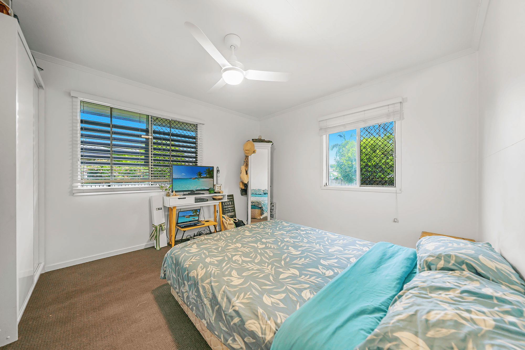 12 Narbine Street, CURRUMBIN WATERS, QLD 4223