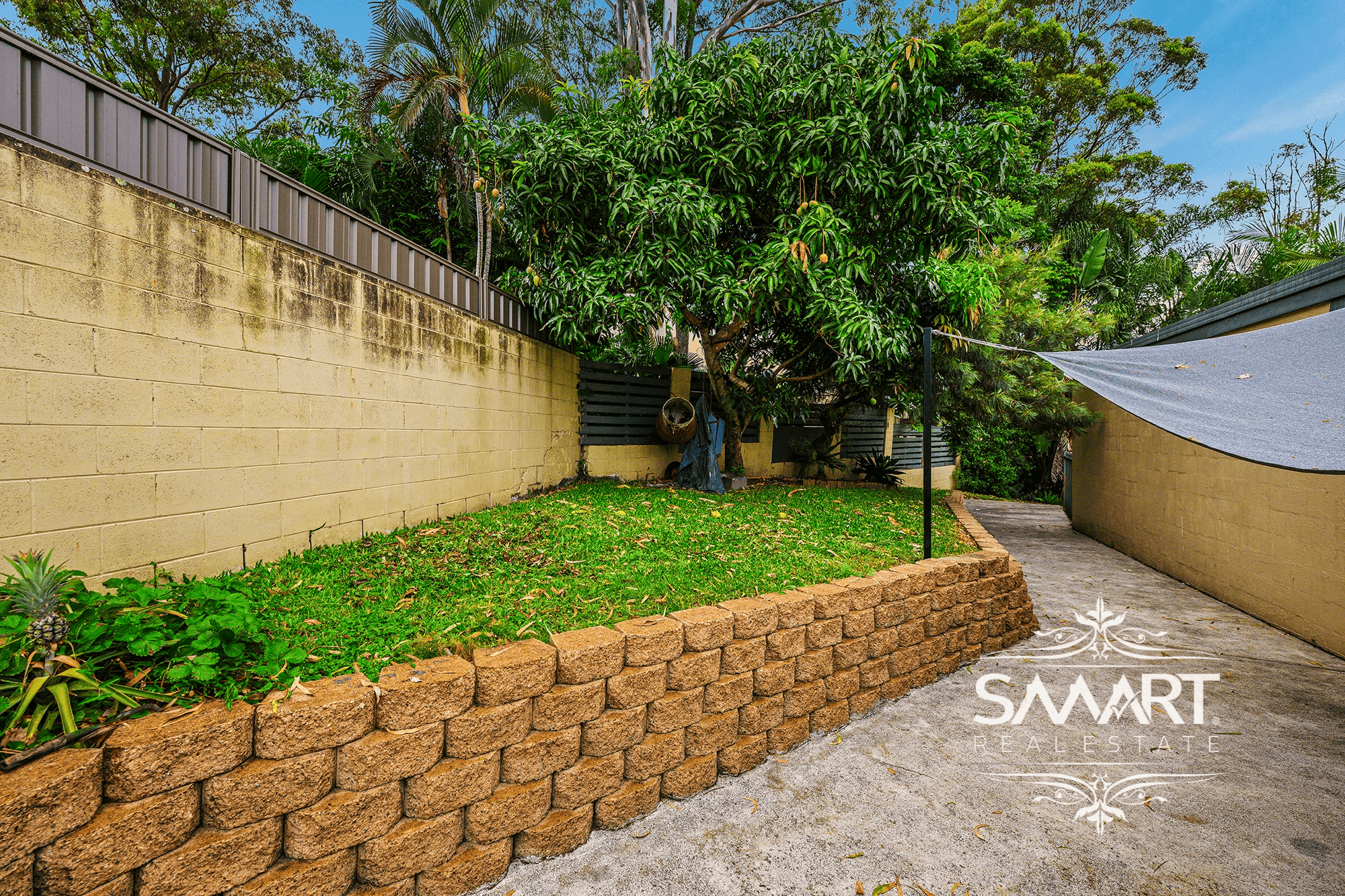 9 Dampier Court, MOLENDINAR, QLD 4214