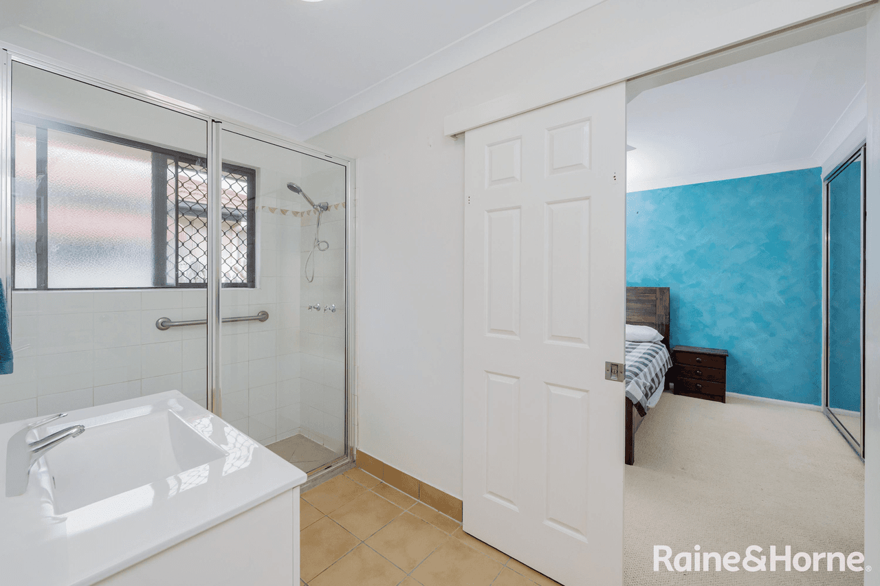 12 Jasmine Court, KIRWAN, QLD 4817