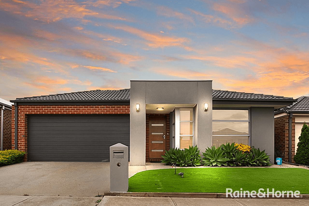 16 Carramar Drive, HARKNESS, VIC 3337