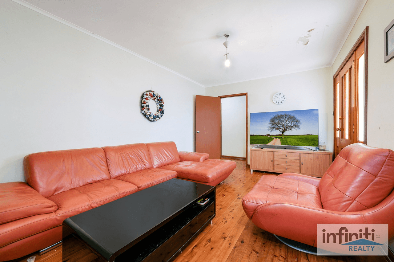 12 Tumbarumba Crescent, HECKENBERG, NSW 2168