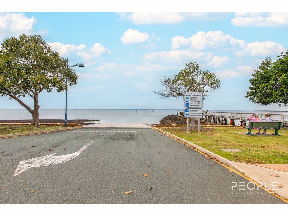 26 Frederick Street, Wellington Point, QLD 4160