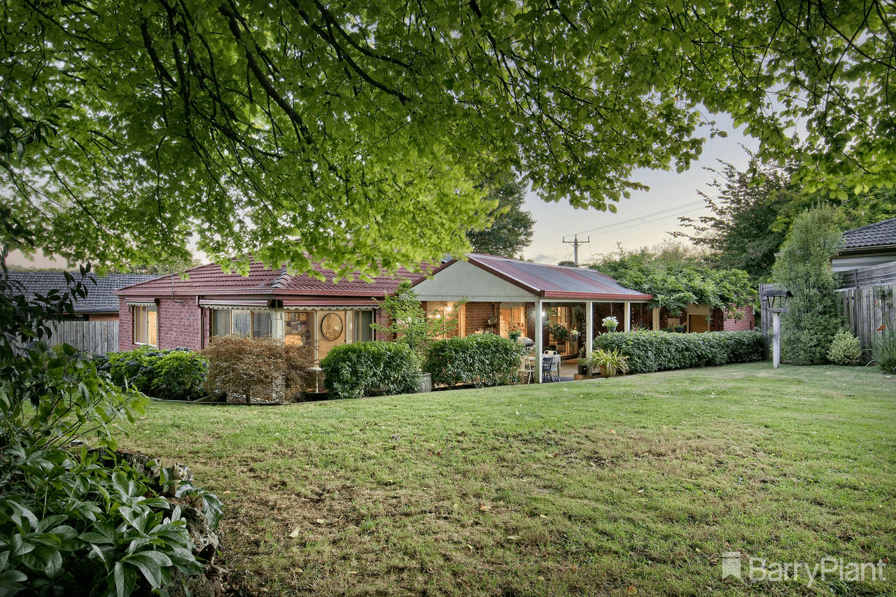 1a Royal Parade, EMERALD, VIC 3782