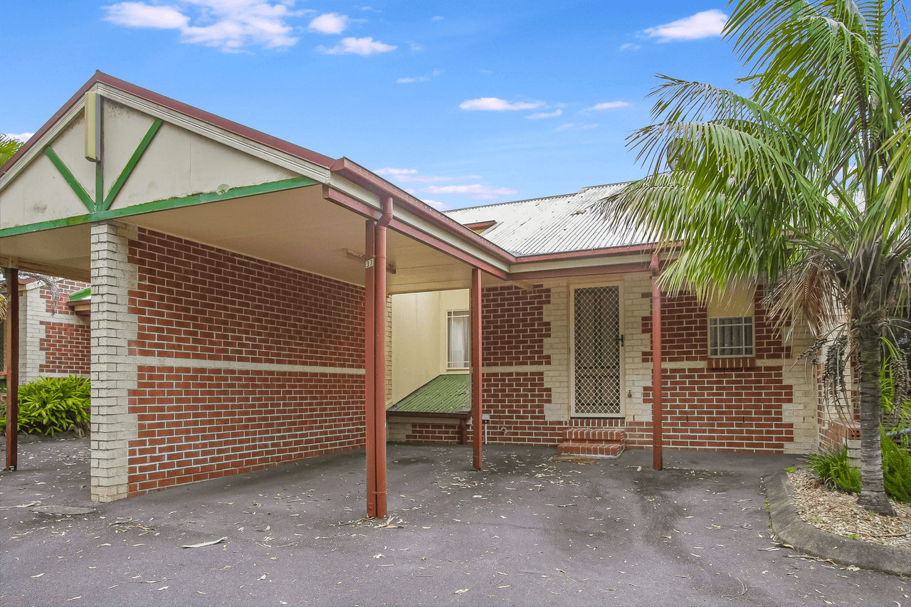 37/76 Hoffschildt Drive, CURRUMBIN WATERS, QLD 4223