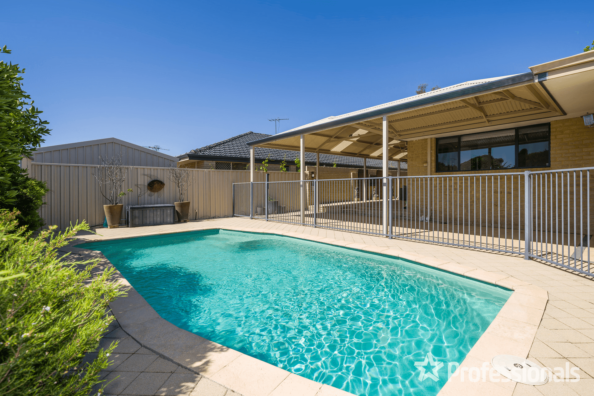 8 Aviemore Loop, KINGSLEY, WA 6026