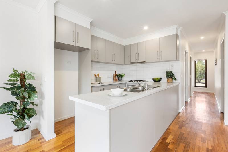 2/17 View Street, Pascoe Vale, VIC 3044