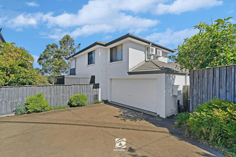 208 Richardson Road, SPRING FARM, NSW 2570