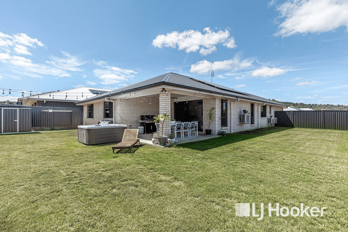 10 Diamantina Street, PLAINLAND, QLD 4341