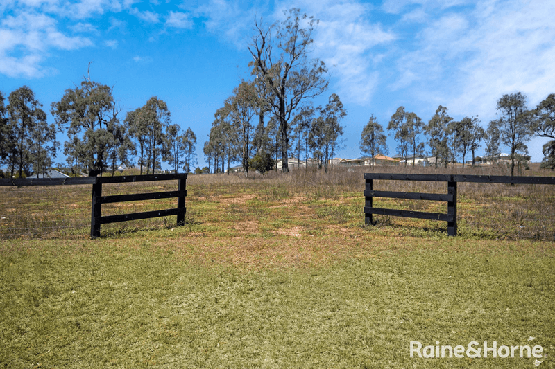 11 Stable Close, MUSWELLBROOK, NSW 2333