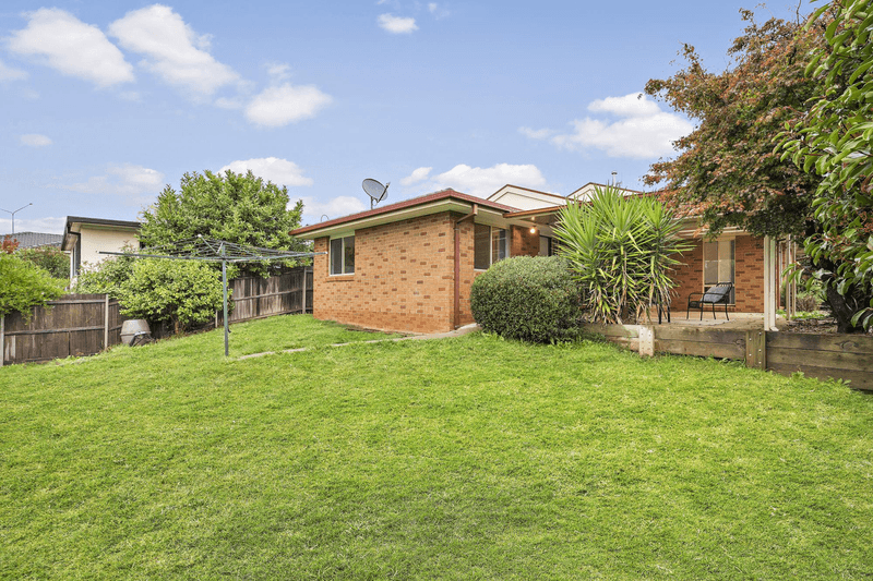 5 Elm Grove, GUNGAHLIN, ACT 2912