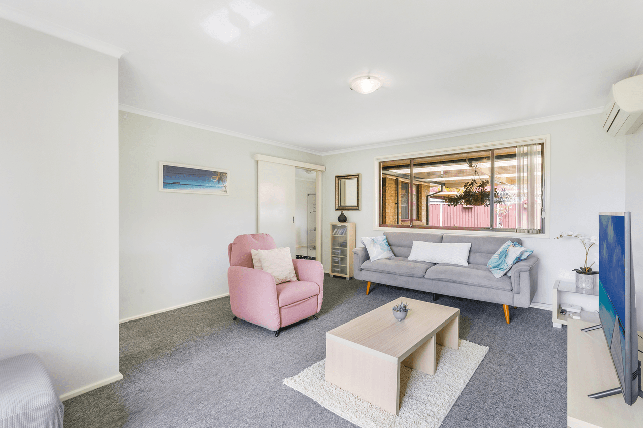 3/8 Thesiger Road, BONNYRIGG, NSW 2177