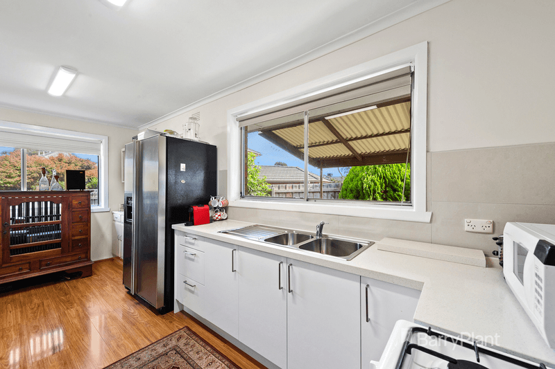 43 Kenneth Street, BULLEEN, VIC 3105