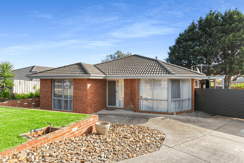 17 Newbury Court, CARRUM DOWNS, VIC 3201