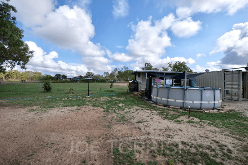 111 Blacks Road, Mareeba, QLD 4880