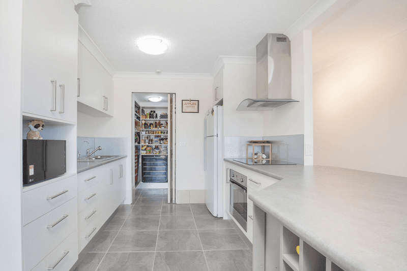 24/23 GARRICK STREET, COOLANGATTA, QLD 4225