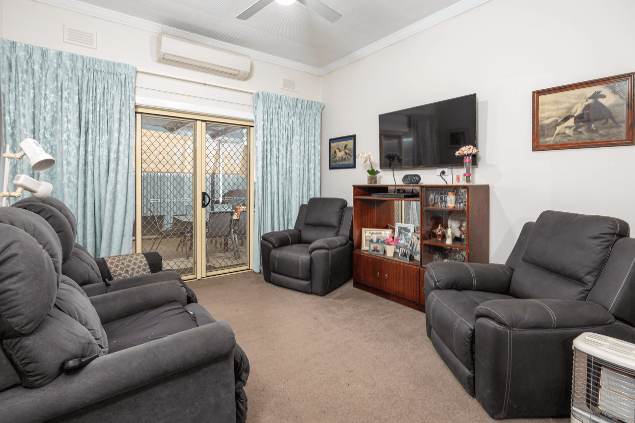 160 Aurora Street, TEMORA, NSW 2666