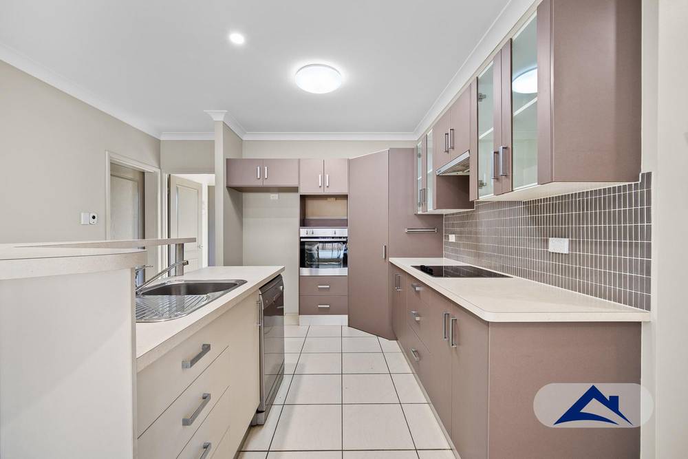 32 Shaft Street, EDMONTON, QLD 4869