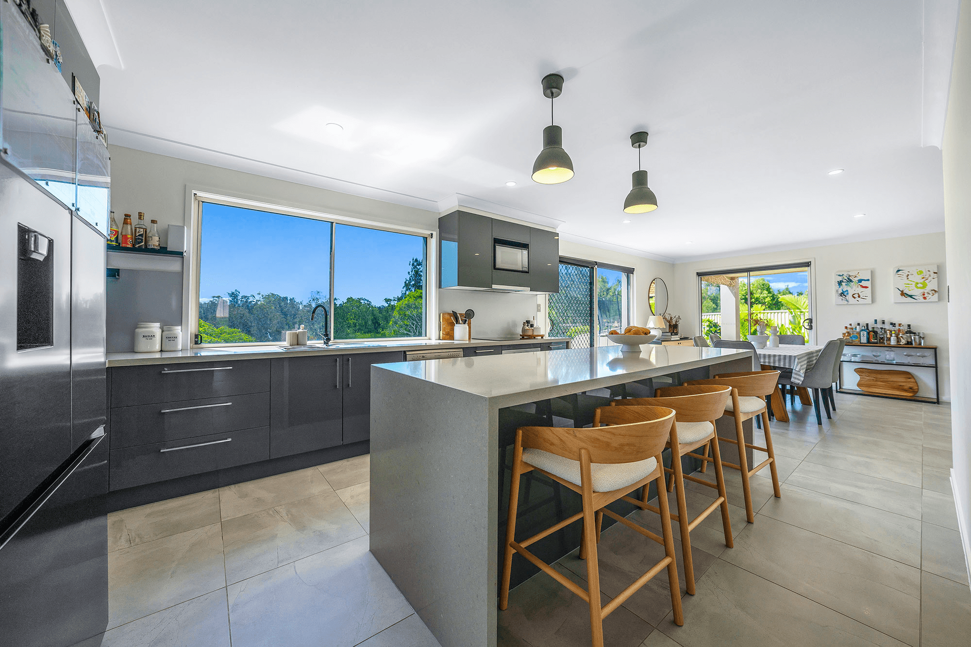 84 Golden Bear Drive, ARUNDEL, QLD 4214