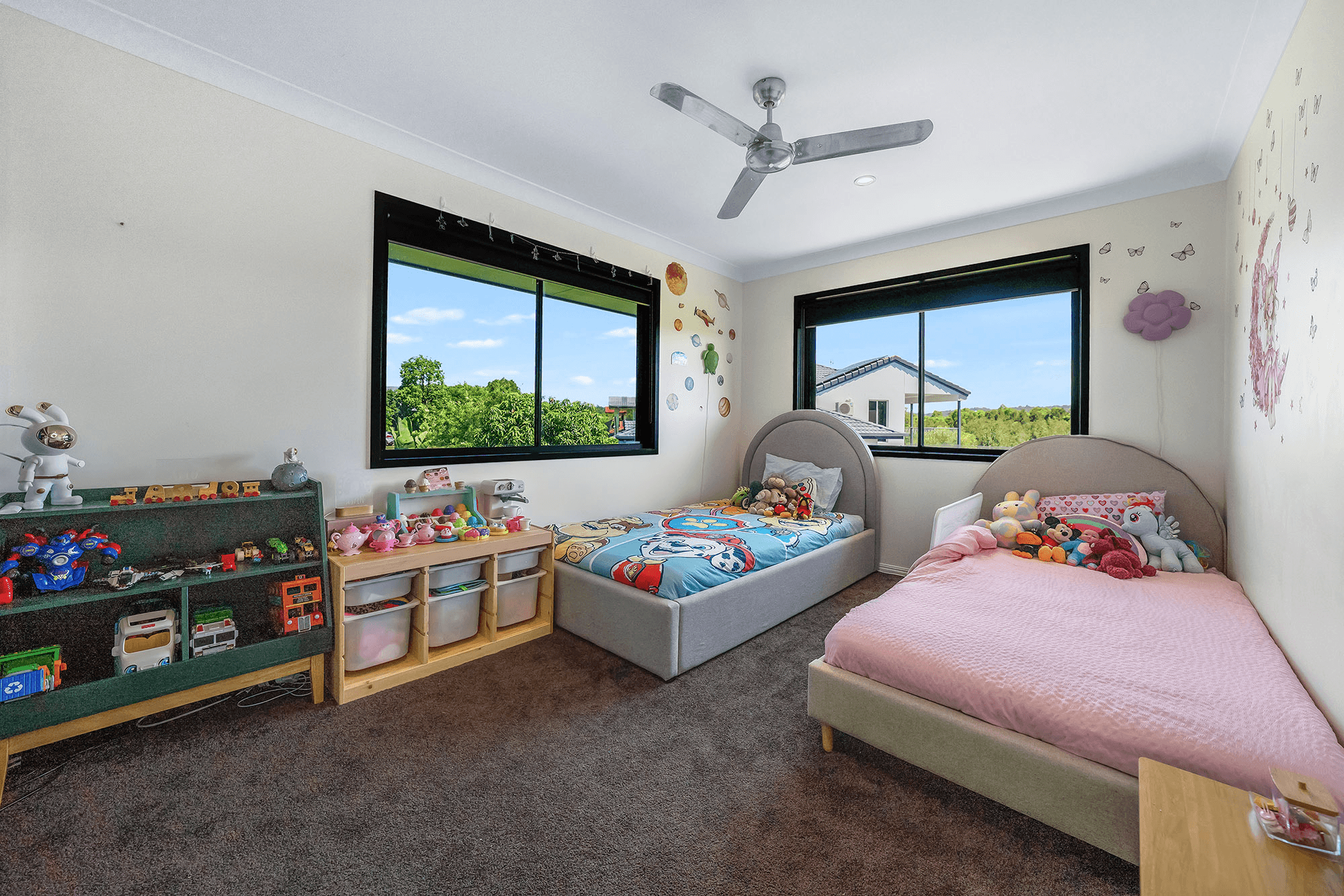 84 Golden Bear Drive, ARUNDEL, QLD 4214