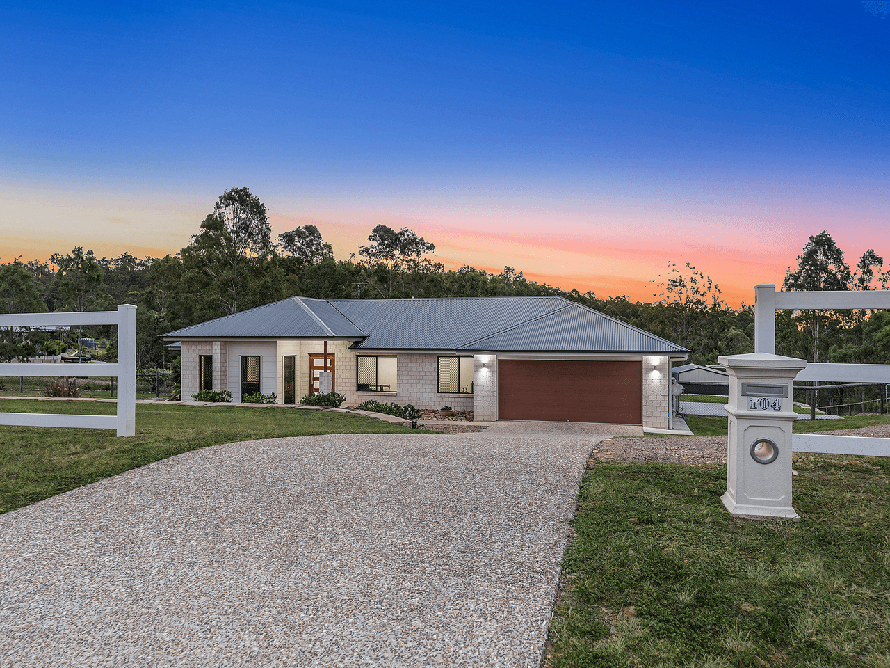 104 Condamine Drive, FERNVALE, QLD 4306