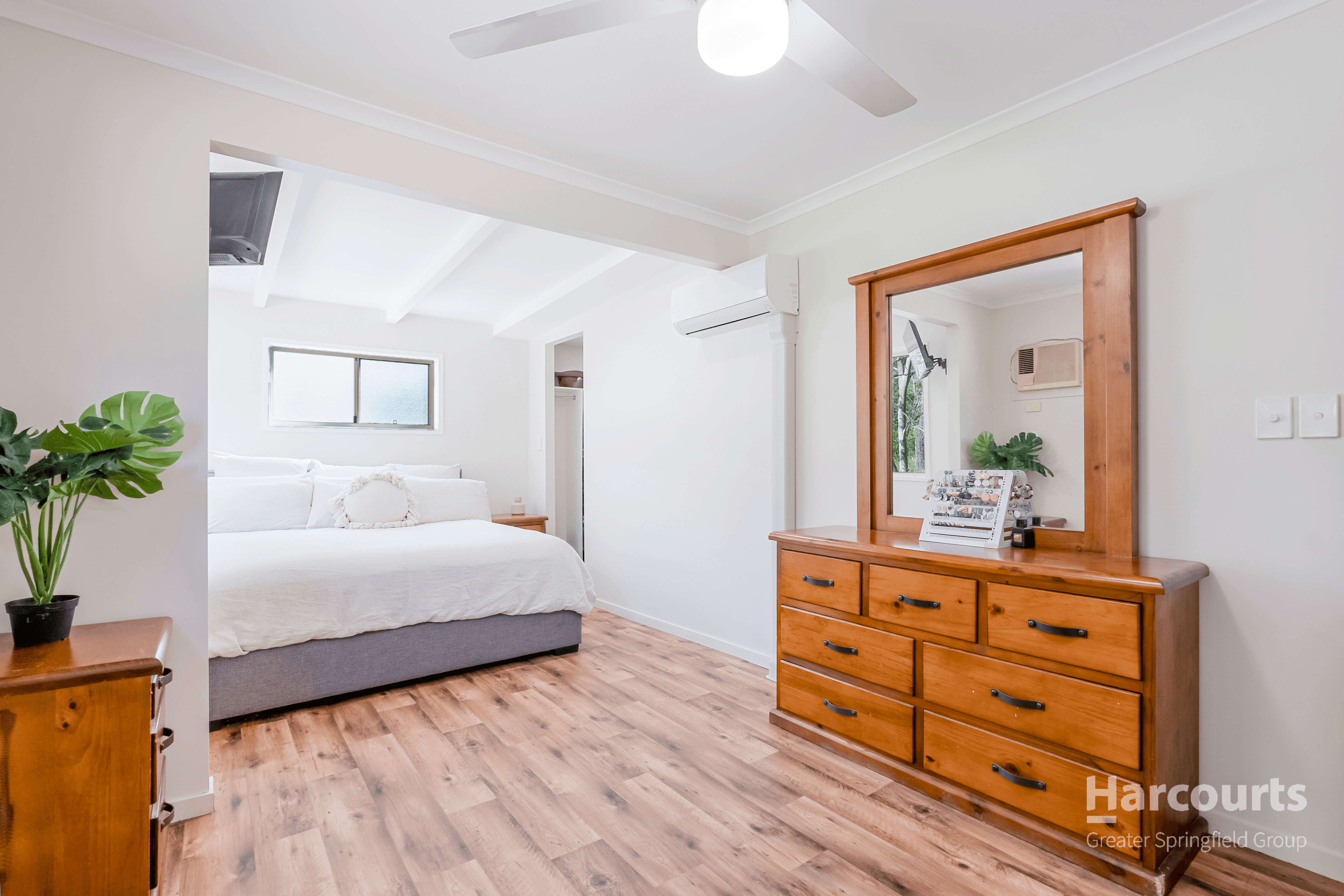 56 Ella Street, BLACKSTONE, QLD 4304