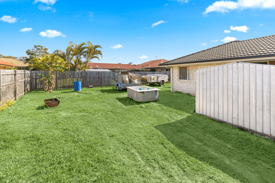 26 Emerald Park Way, URANGAN, QLD 4655