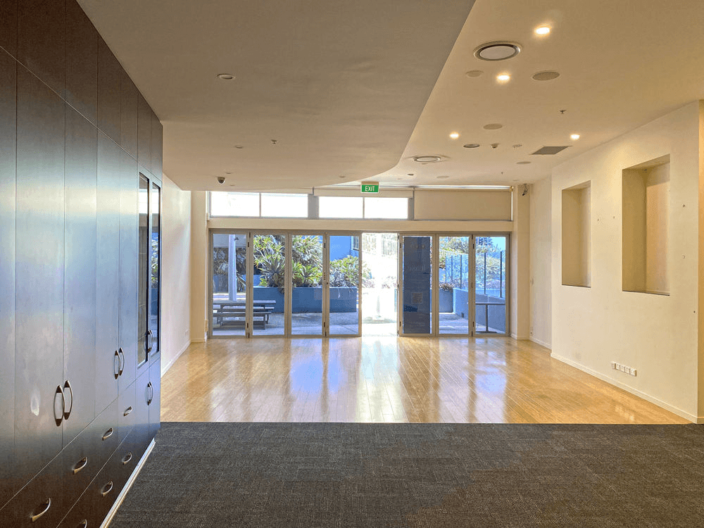 Suite 2/42 Marine Parade, COOLANGATTA, QLD 4225