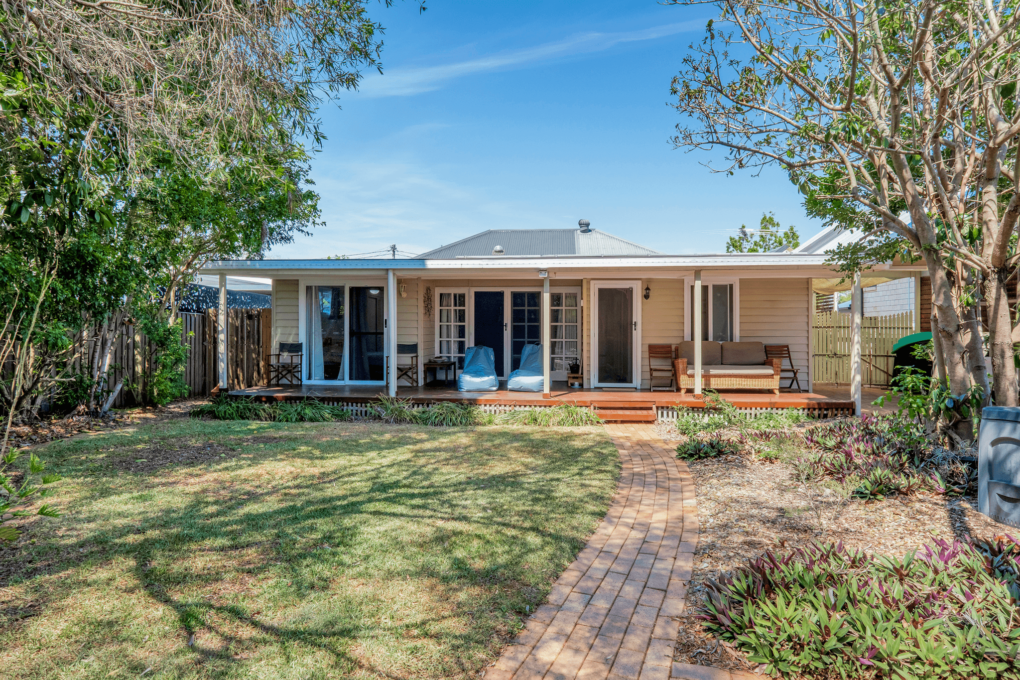136 Dibar Street, WYNNUM, QLD 4178